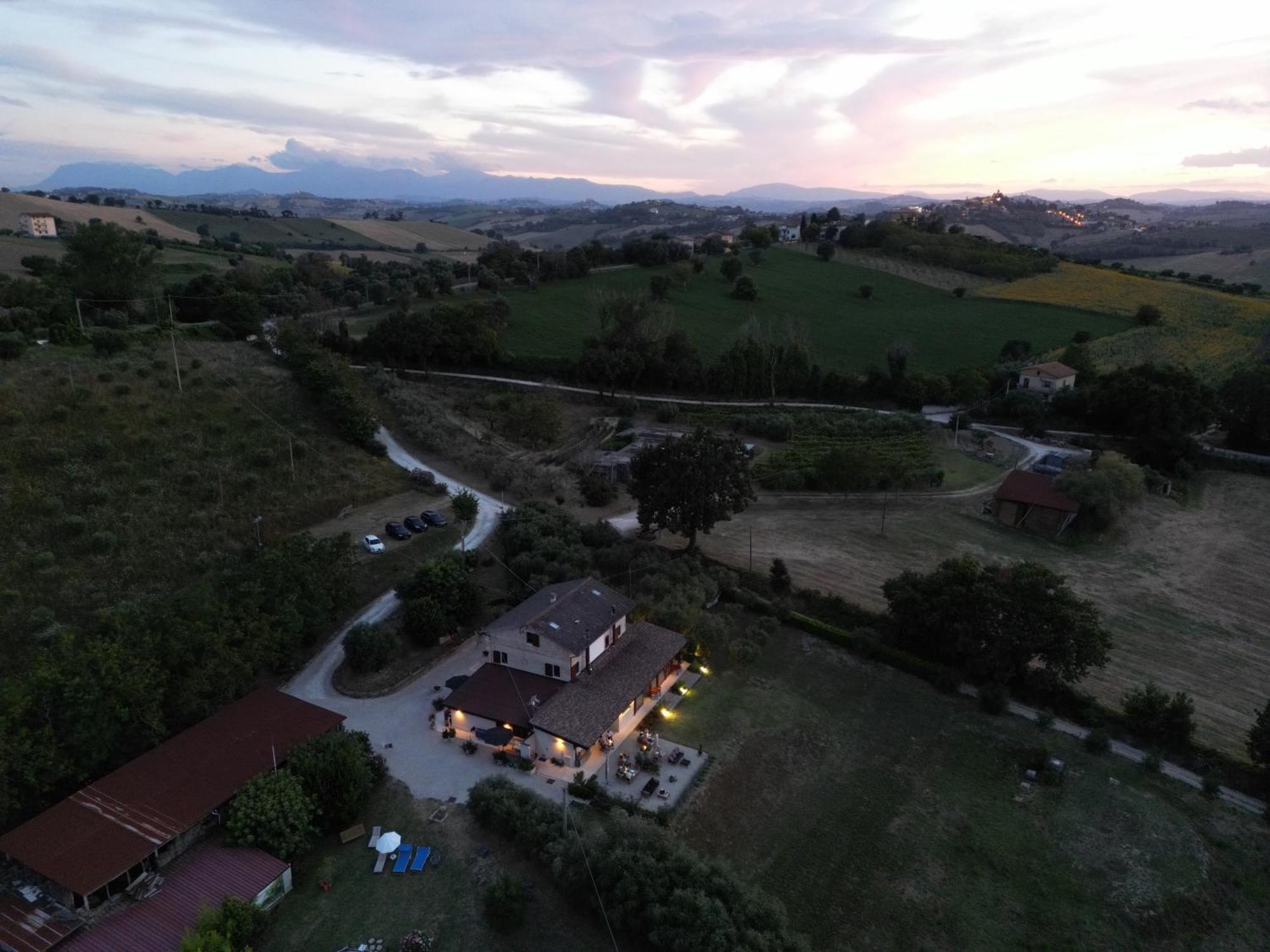 Gastronomic B&B Carlocarla Monte San Pietrangeli Zewnętrze zdjęcie